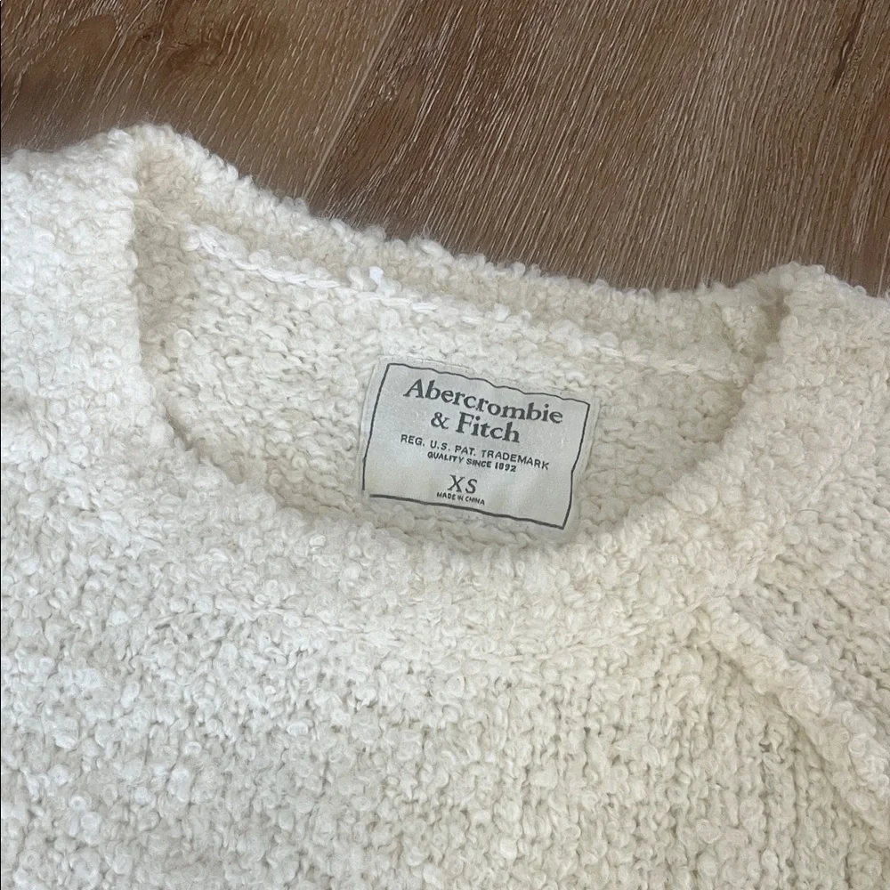 Abercrombie & Fitch cozy Cream Sweater XS - Picture 3 of 3